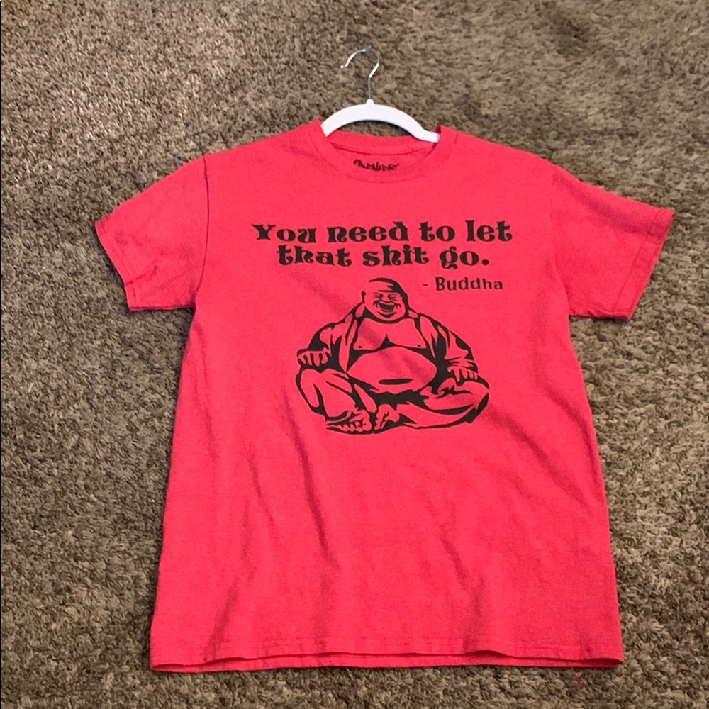 Spencer’s Red Graphic T-Shirt with Buddha Print Size small